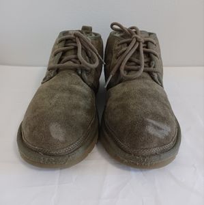 Ugg chukka boots military  green suede leather size 6 lace-up boys